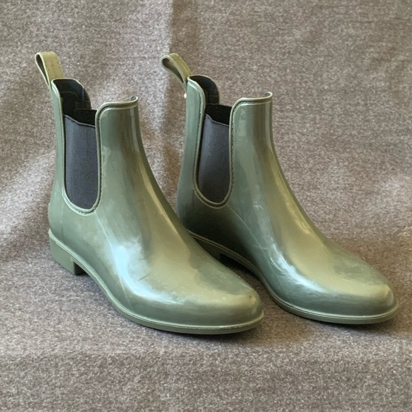 green ankle rain boots